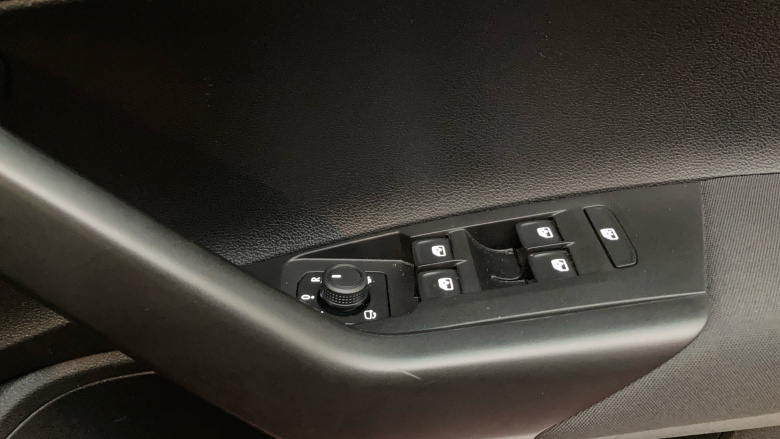 Volkswagen Polo 1.0 TSI Life 5dr Petrol Hatchback